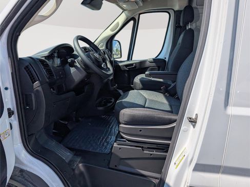 New 2026 RAM ProMaster 1500 w/ Convenience Group FWD image 9
