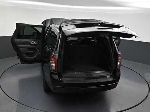 Used 2024 Chevrolet Tahoe RST w/ Luxury Package RWD image 38