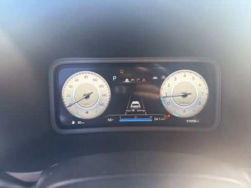 Used 2022 Hyundai Kona Limited image 14