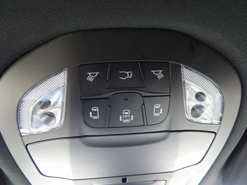 New 2027 Chrysler Pacifica Select FWD image 31