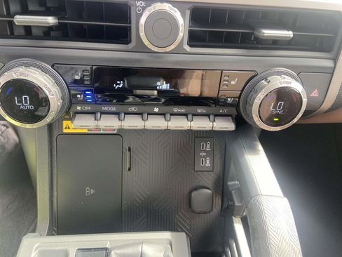 New 2026 Toyota 4Runner Limited image 24