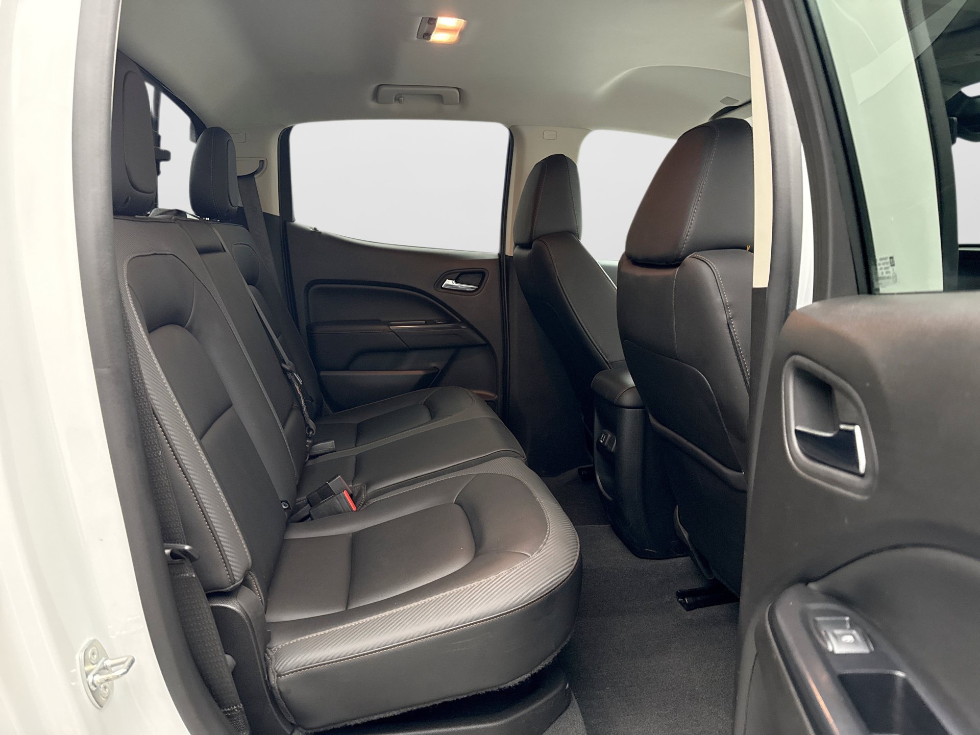 Used 2021 GMC Canyon AT4 w/ Driver Alert Package AWD/4WD image 10