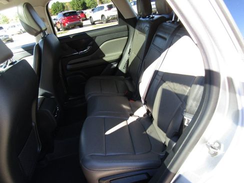 Used 2024 Lincoln Corsair Grand Touring w/ Equipment Group 301A image 14