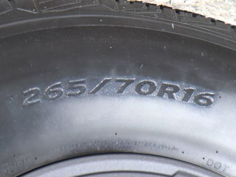 Used 2016 Toyota Tacoma SR w/ SR Convenience Package AWD/4WD image 40