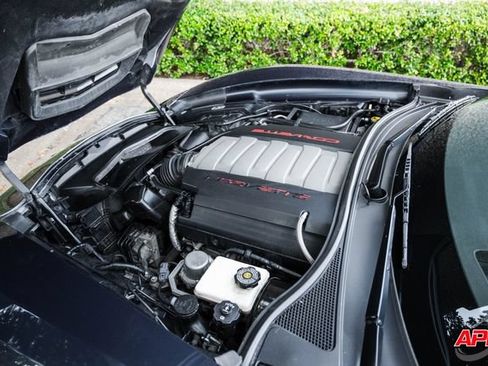 Used 2014 Chevrolet Corvette Stingray Coupe w/ 2LT Preferred Equipment Group RWD image 27