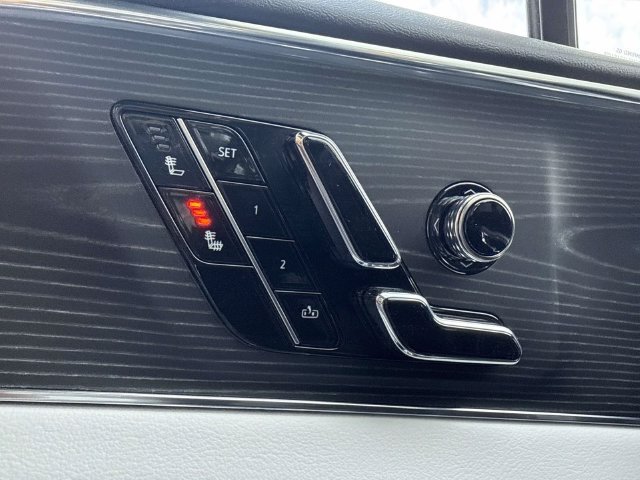 Used 2024 Cadillac Lyriq Sport w/ LPO, Floor Liner Package AWD/4WD image 75