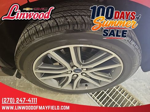 Used 2021 Ford Edge Titanium AWD/4WD image 7