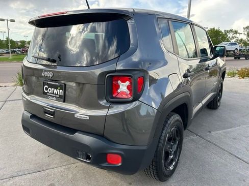 Used 2018 Jeep Renegade Sport w/ Power & Air Group AWD/4WD image 8