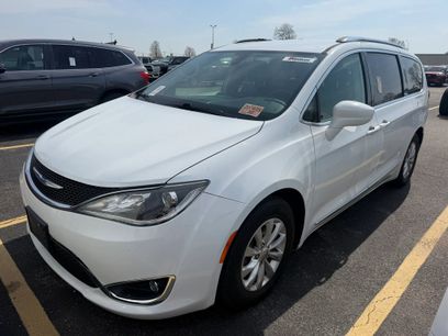 Used 2018 Chrysler Pacifica Touring-L Plus