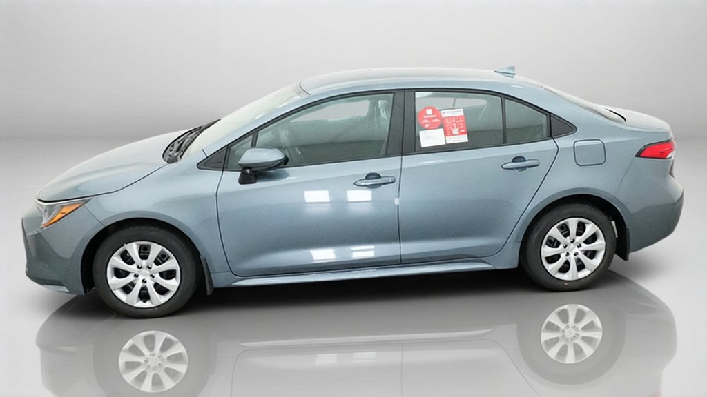 New 2027 Toyota Corolla LE FWD image 6