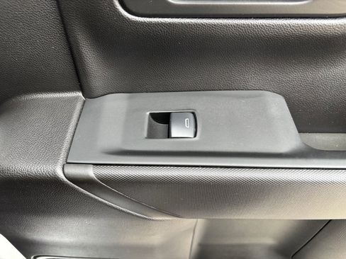 Used 2024 Chevrolet Silverado 1500 Custom image 30