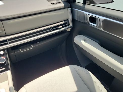 New 2026 Hyundai Santa Fe SE FWD image 13