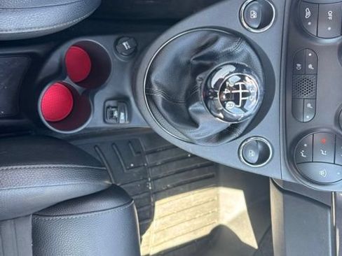 Used 2015 FIAT 500 Sport w/ Comfort/Convenience Group FWD image 6