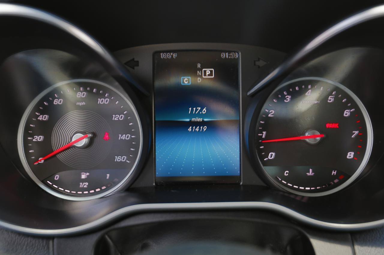 Used 2019 Mercedes-Benz C 300 Sedan w/ Premium Package image 7