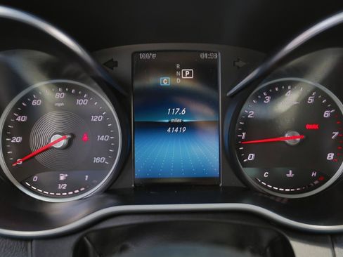 Used 2019 Mercedes-Benz C 300 Sedan w/ Premium Package image 7