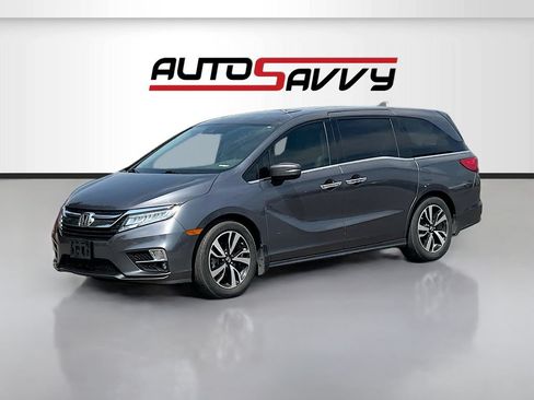 Used 2019 Honda Odyssey Elite image 3