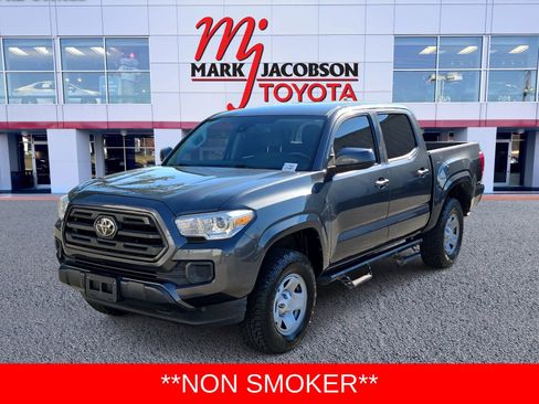 Used 2019 Toyota Tacoma SR image 1