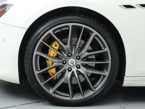 Used 2022 Maserati Ghibli Modena RWD image 26