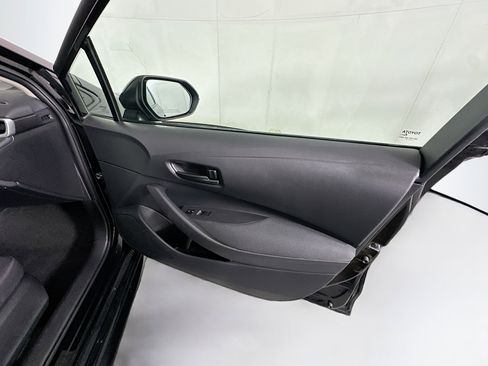 Used 2024 Toyota Corolla LE image 31