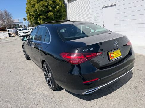 Used 2025 Mercedes-Benz C 300 Sedan image 3