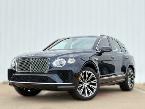 Used 2021 Bentley Bentayga AWD/4WD image 3