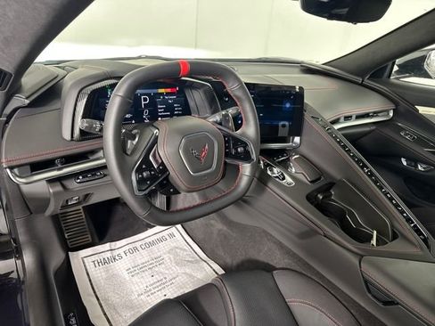 Used 2024 Chevrolet Corvette Stingray w/ Z51 Performance Package image 13