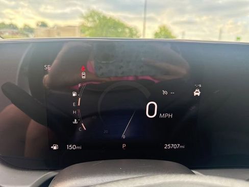 Used 2025 Buick Encore GX Preferred FWD image 17