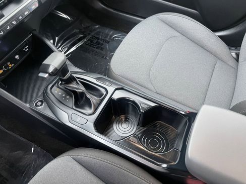 Used 2025 Kia K4 LXS image 41