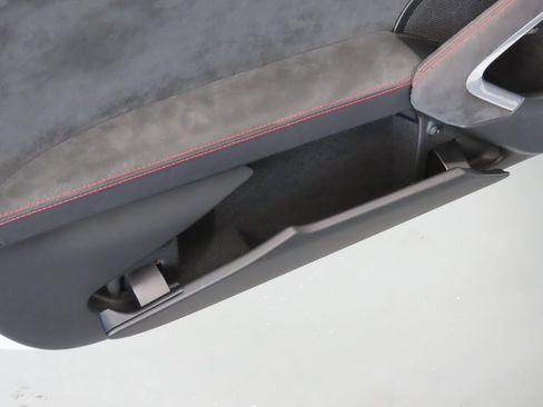 Used 2015 Porsche 911 Carrera GTS RWD image 37