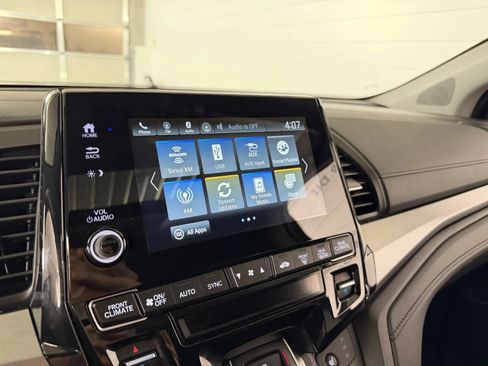 Used 2023 Honda Odyssey EX-L image 23