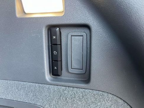 Used 2021 Lincoln Aviator Reserve w/ Equipment Group 201A AWD/4WD image 8