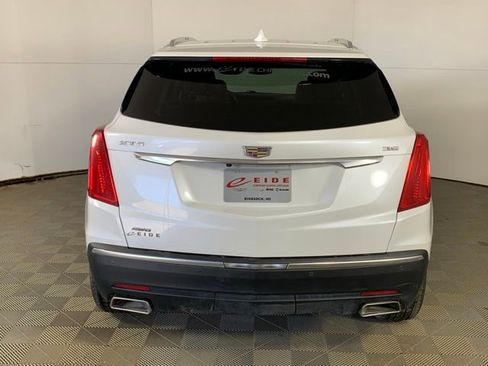 Used 2017 Cadillac XT5 Premium Luxury AWD/4WD image 8