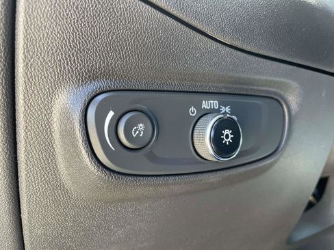 Used 2024 Chevrolet Equinox LT w/ LPO, Floor Liner Package FWD image 16