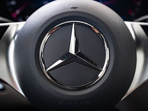 Certified 2026 Mercedes-Benz GLC 300 4MATIC image 26
