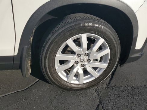 Used 2020 Honda Pilot LX image 7