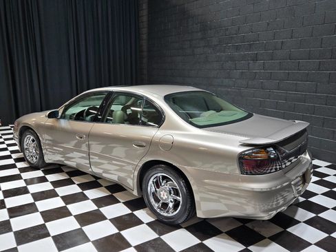 Used 2000 Pontiac Bonneville SSEi image 4