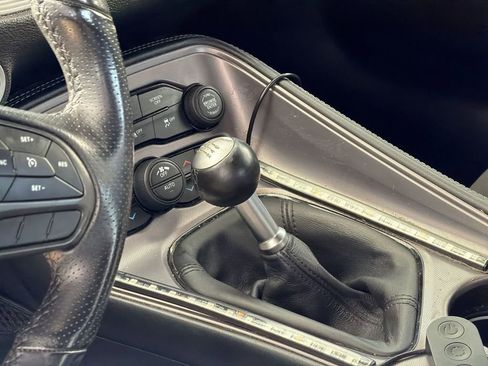 Used 2023 Dodge Challenger R/T w/ Blacktop Package image 7