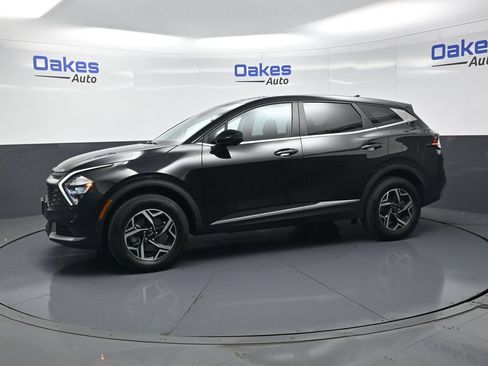 Used 2023 Kia Sportage LX AWD/4WD image 5