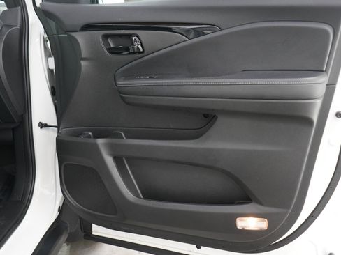 Used 2023 Honda Passport Elite image 9