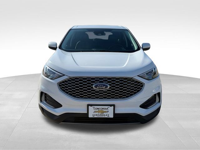 Used 2023 Ford Edge SEL AWD/4WD image 8