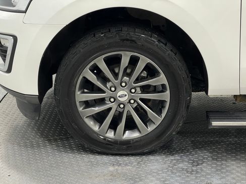 Used 2021 Ford Expedition Max Limited AWD/4WD image 37