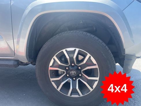 Used 2023 Toyota Tacoma TRD Sport w/ Black Out Package (TMS) AWD/4WD image 12