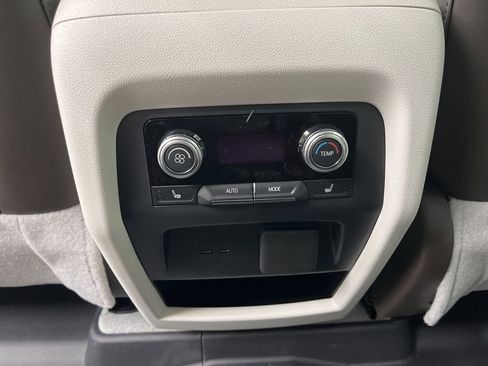 New 2026 GMC Acadia Denali w/ Super Cruise Package image 23