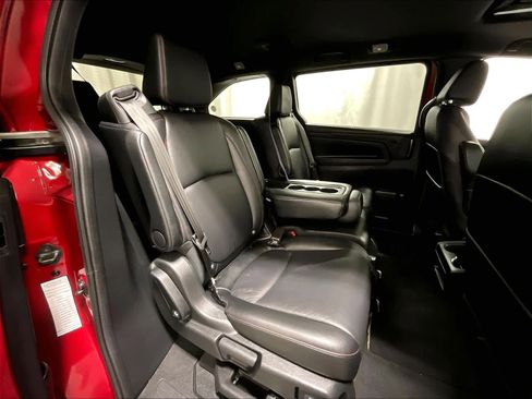 Used 2025 Honda Odyssey Sport-L image 16