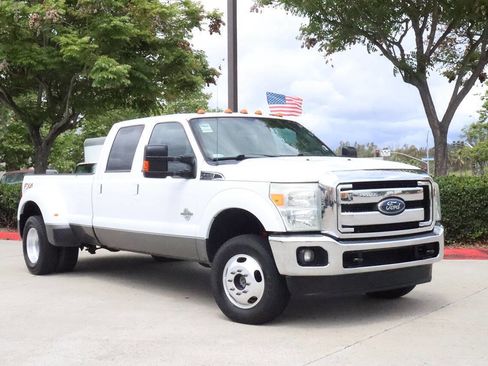 Used 2014 Ford F350 Lariat w/ Lariat Ultimate Package image 25