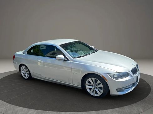 Used 2013 BMW 328i Convertible RWD image 10