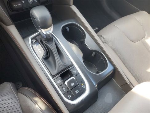 Used 2020 Hyundai Santa Fe Limited image 26