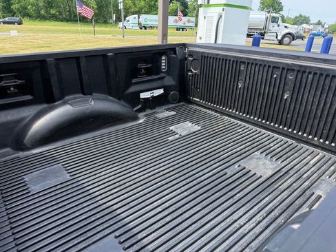 Certified 2018 Ford F150 XLT w/ Equipment Group 302A Luxury AWD/4WD image 19