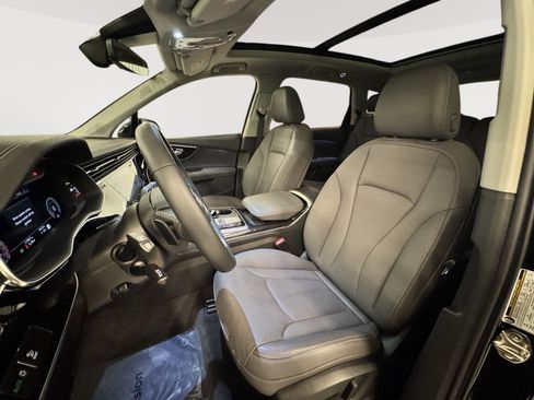 Certified 2025 Audi Q7 3.0T Premium Plus w/ Premium Plus Package image 10