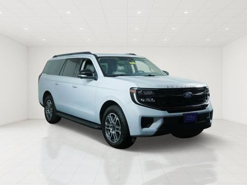 Certified 2025 Ford Expedition Max Active AWD/4WD image 1
